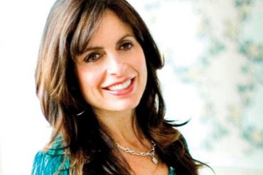 Восстающая львица!